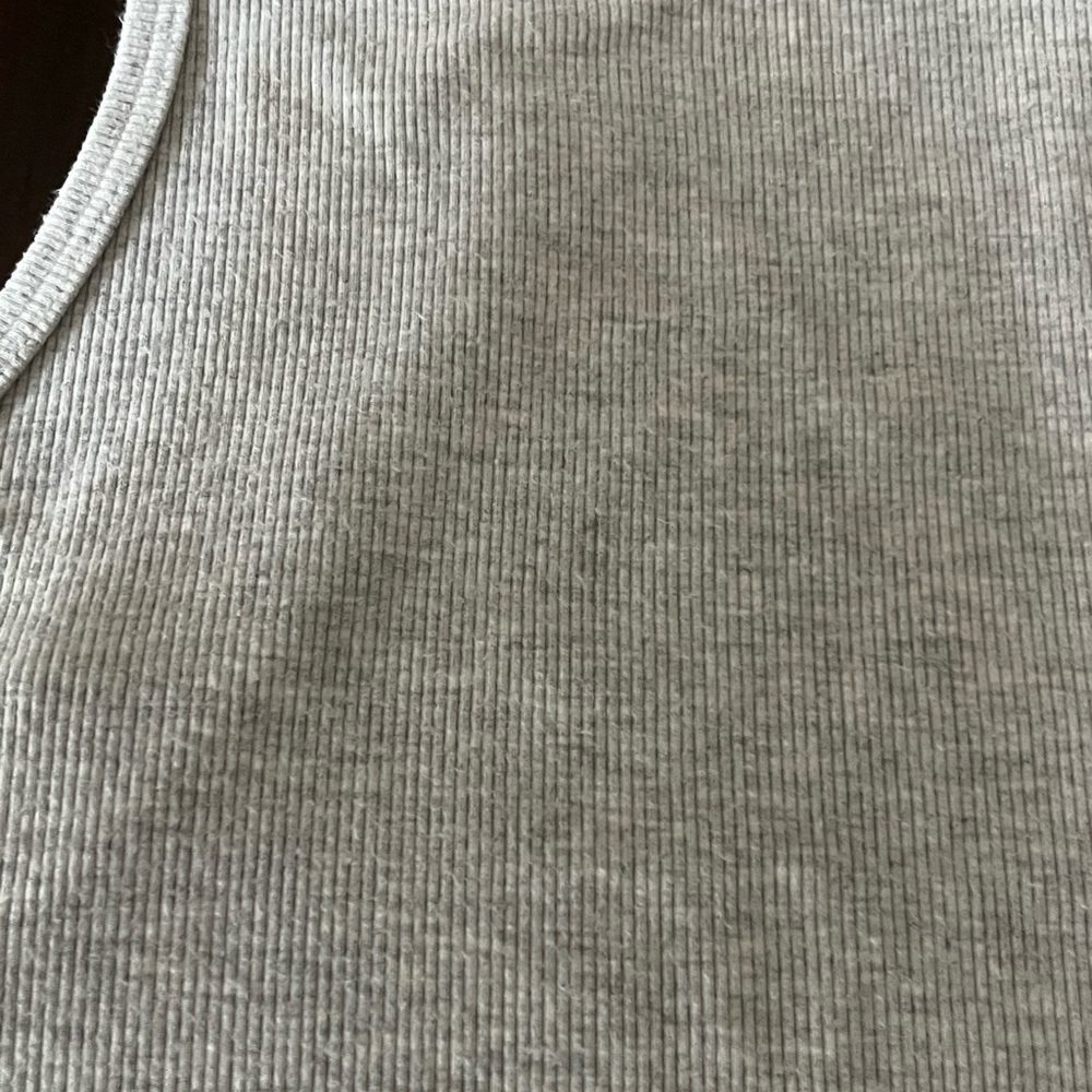 Joah Brown Ribbed Crop Tank - Light Gray Heather - Picture 2 of 2